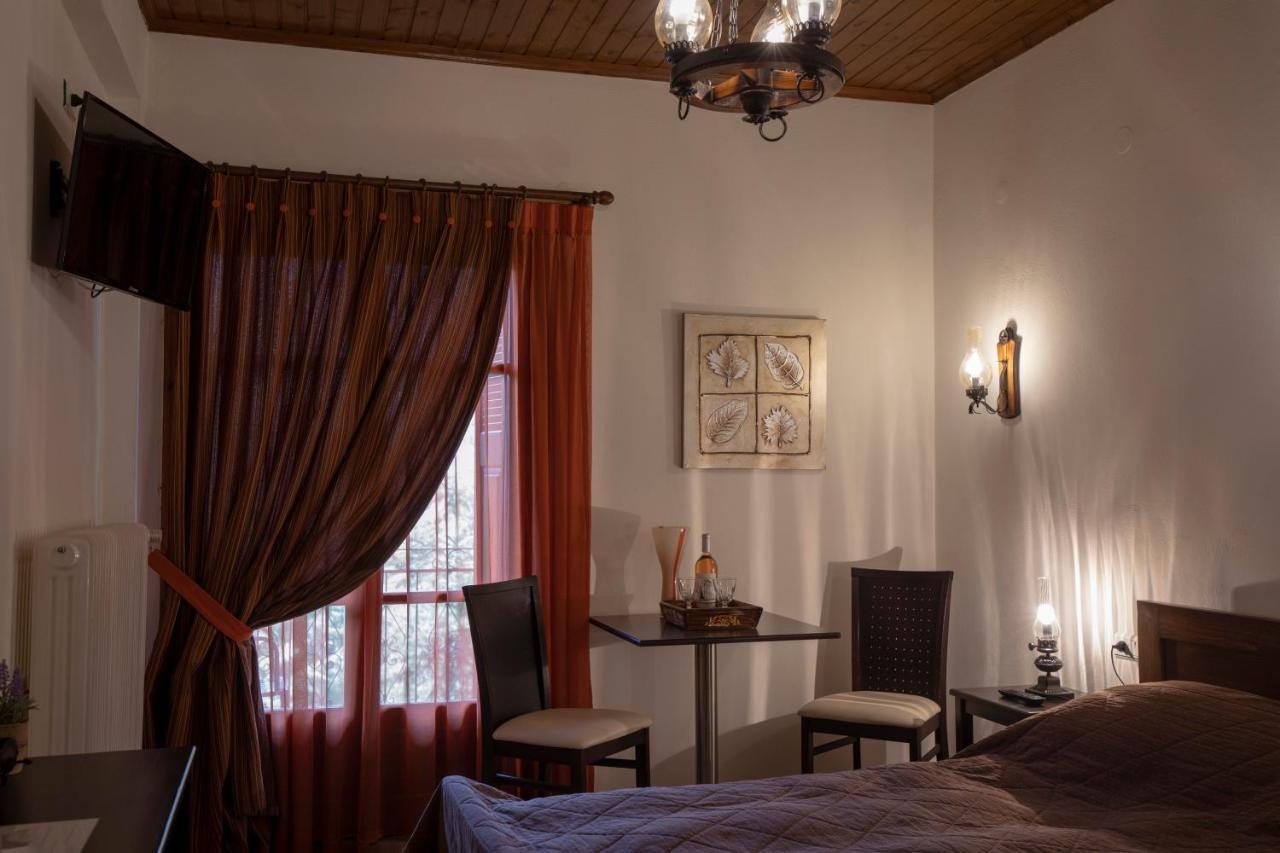Guesthouse Alexandra Eptalofos Exterior photo