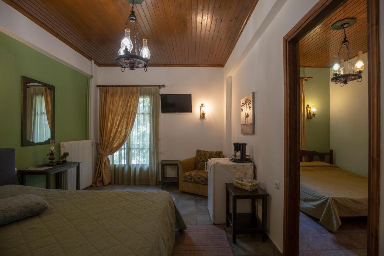 Guesthouse Alexandra Eptalofos Exterior photo