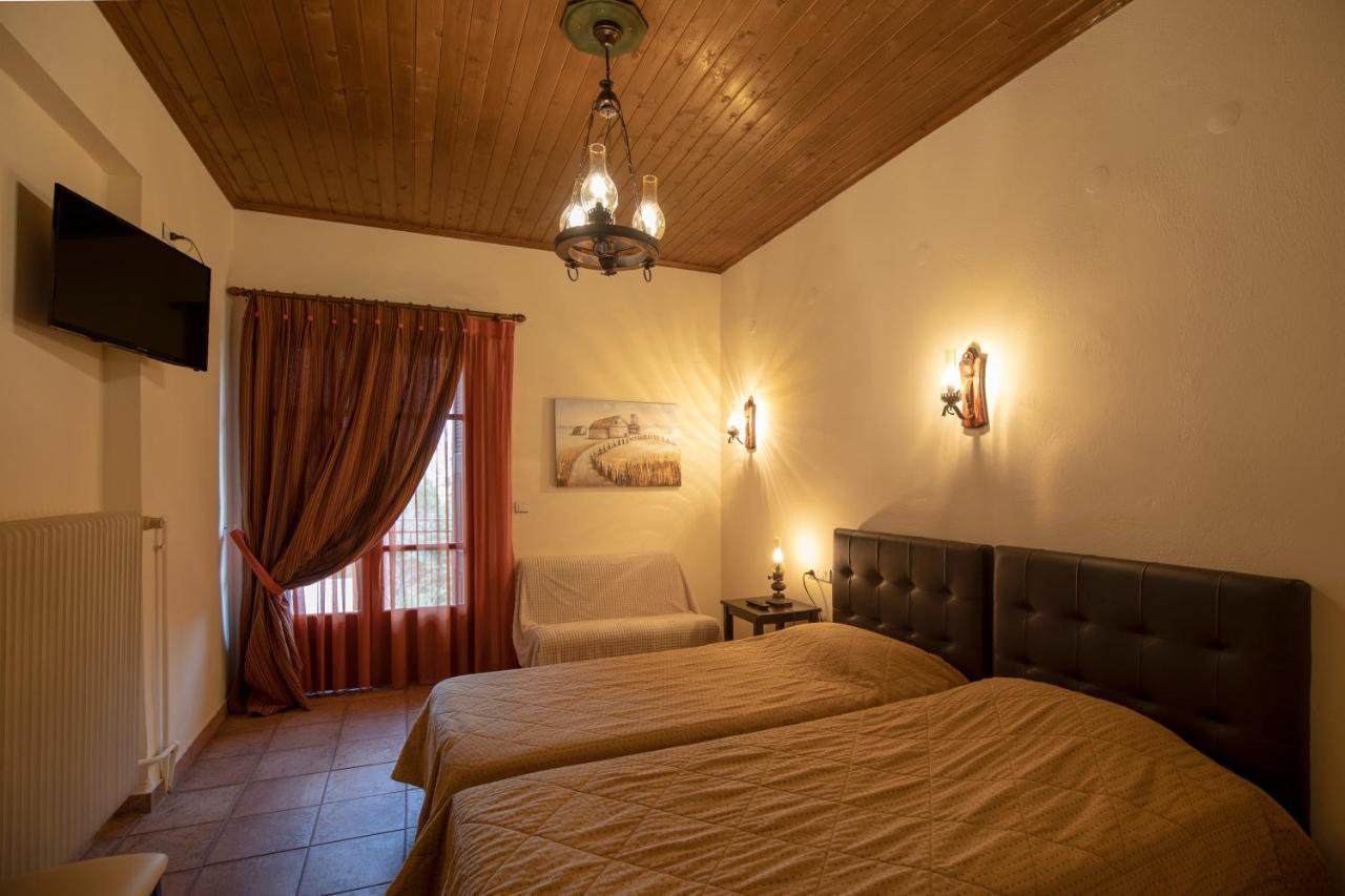 Guesthouse Alexandra Eptalofos Exterior photo